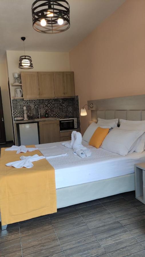 Smaragda Studios Skopelos Δωμάτιο φωτογραφία