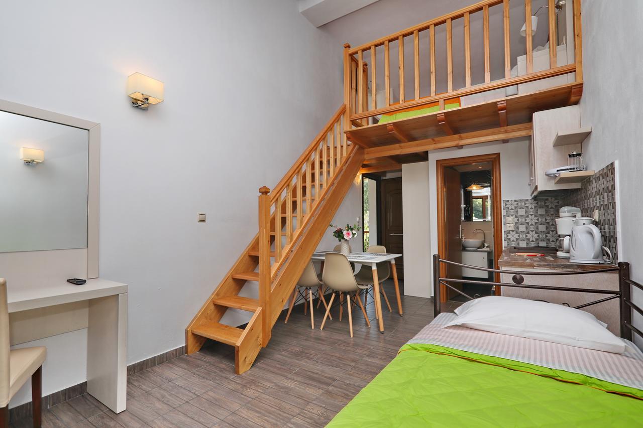 Smaragda Studios Skopelos Εξωτερικό φωτογραφία