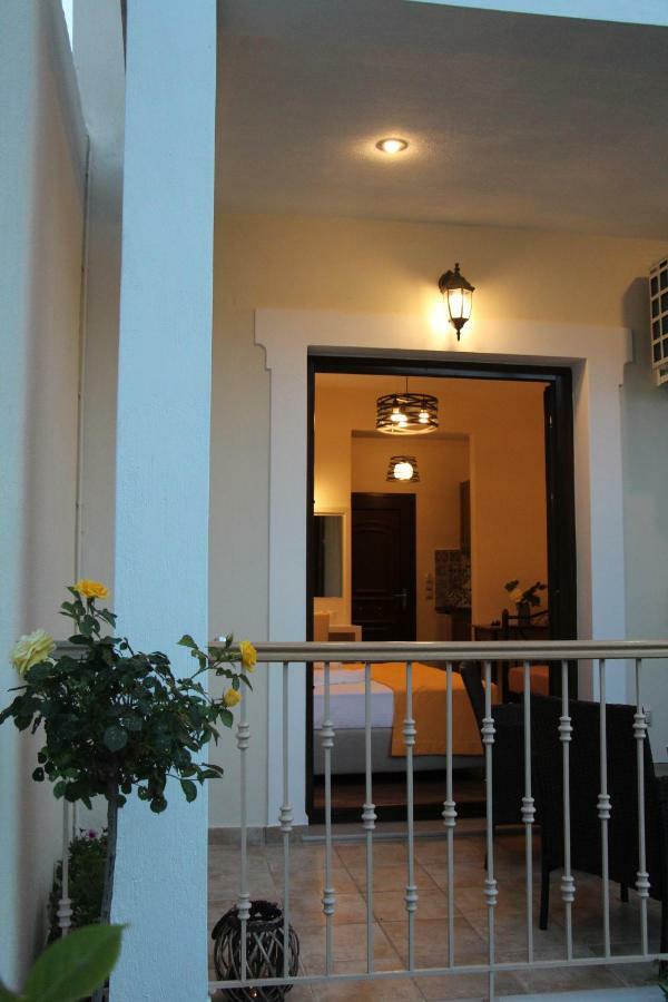 Smaragda Studios Skopelos Εξωτερικό φωτογραφία